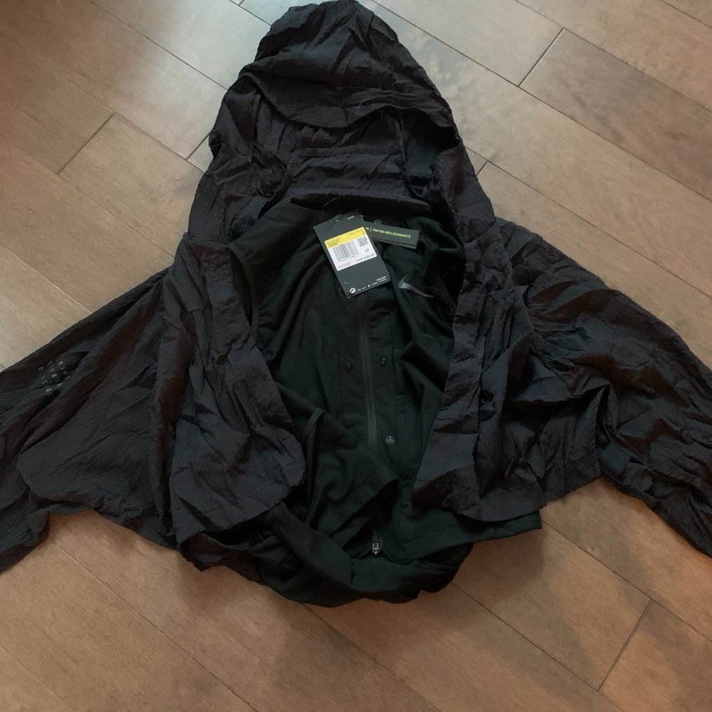 Nike vest + packable jacket - Picture 2 of 2